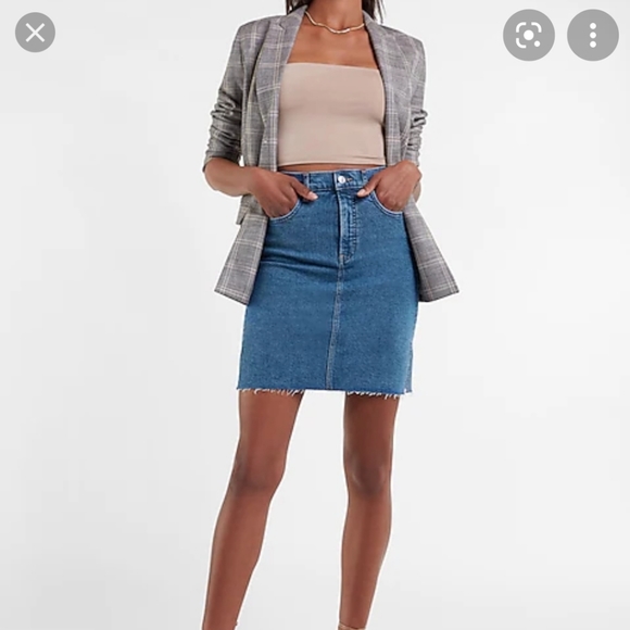 Express distressed denim pencil skirt - Picture 11 of 12